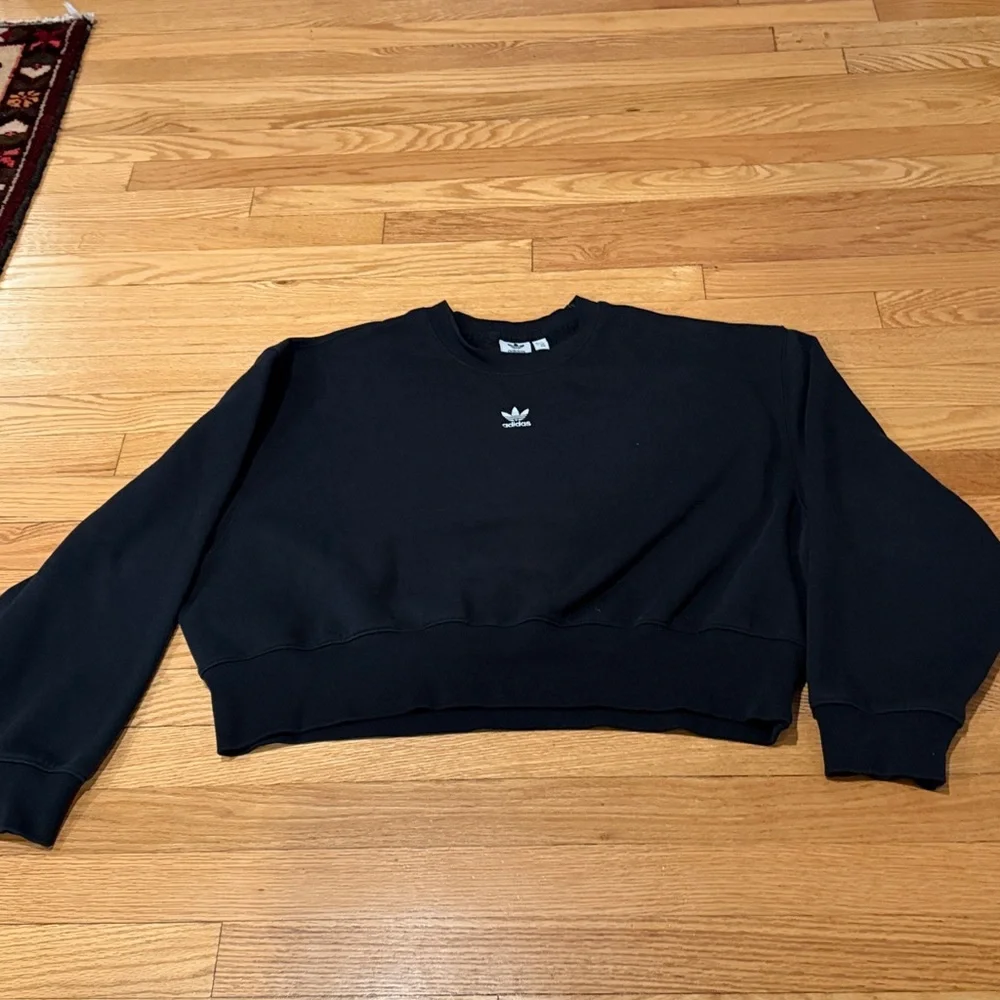 Adidas Cropped Sweatshirt M - Picture 1 of 4